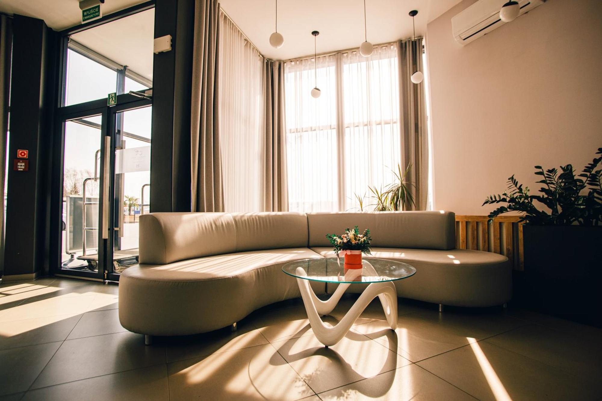 Terminal Hotel فروتسواف المظهر الخارجي الصورة